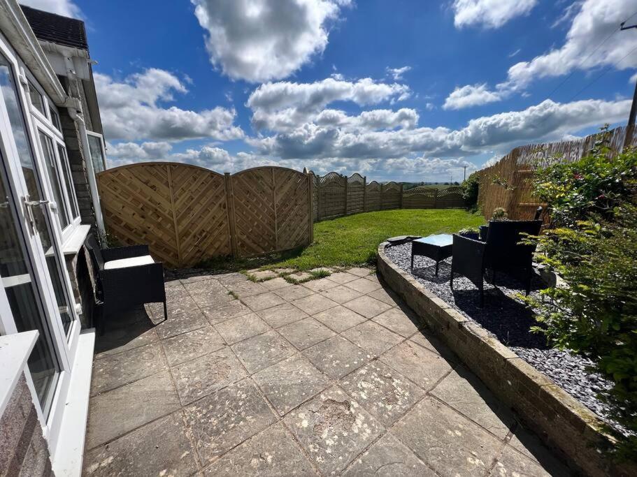 2 Bedroom In The Heart Of West Wales * St Clears